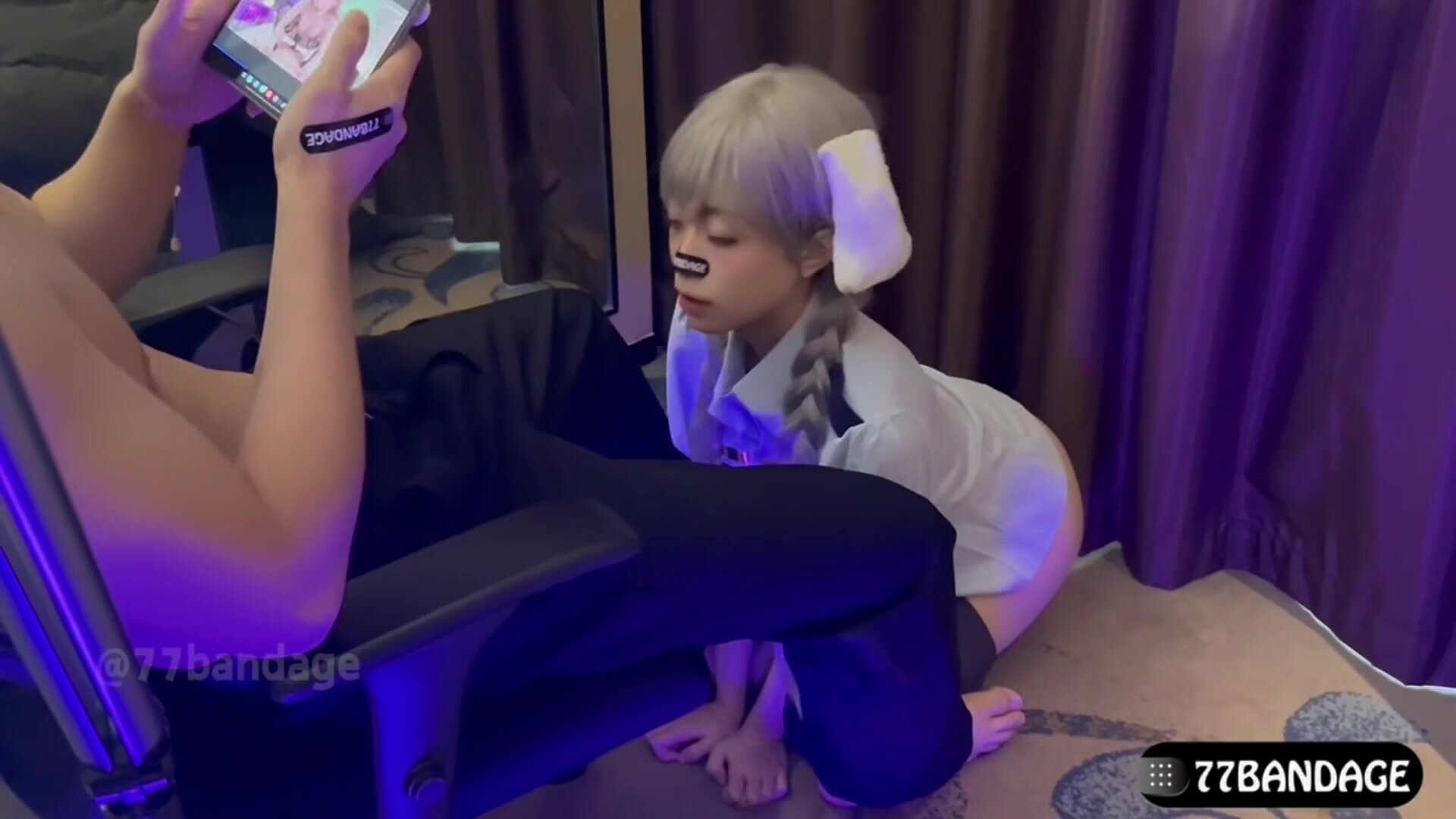 สาวหน้าตาดีตัดกัน “สติกเกอร์พลาสเตอร์ยา” สาวน้อยผู้หิวโหยรีบดูดจู๋ตัวเองและขอมีเซ็กส์ ยิ่งโดนเย็ดแรงเท่าไหร่ก็ยิ่งตื่นเต้นมากขึ้นเท่านั้น_เตียงไม่ธรรมดา