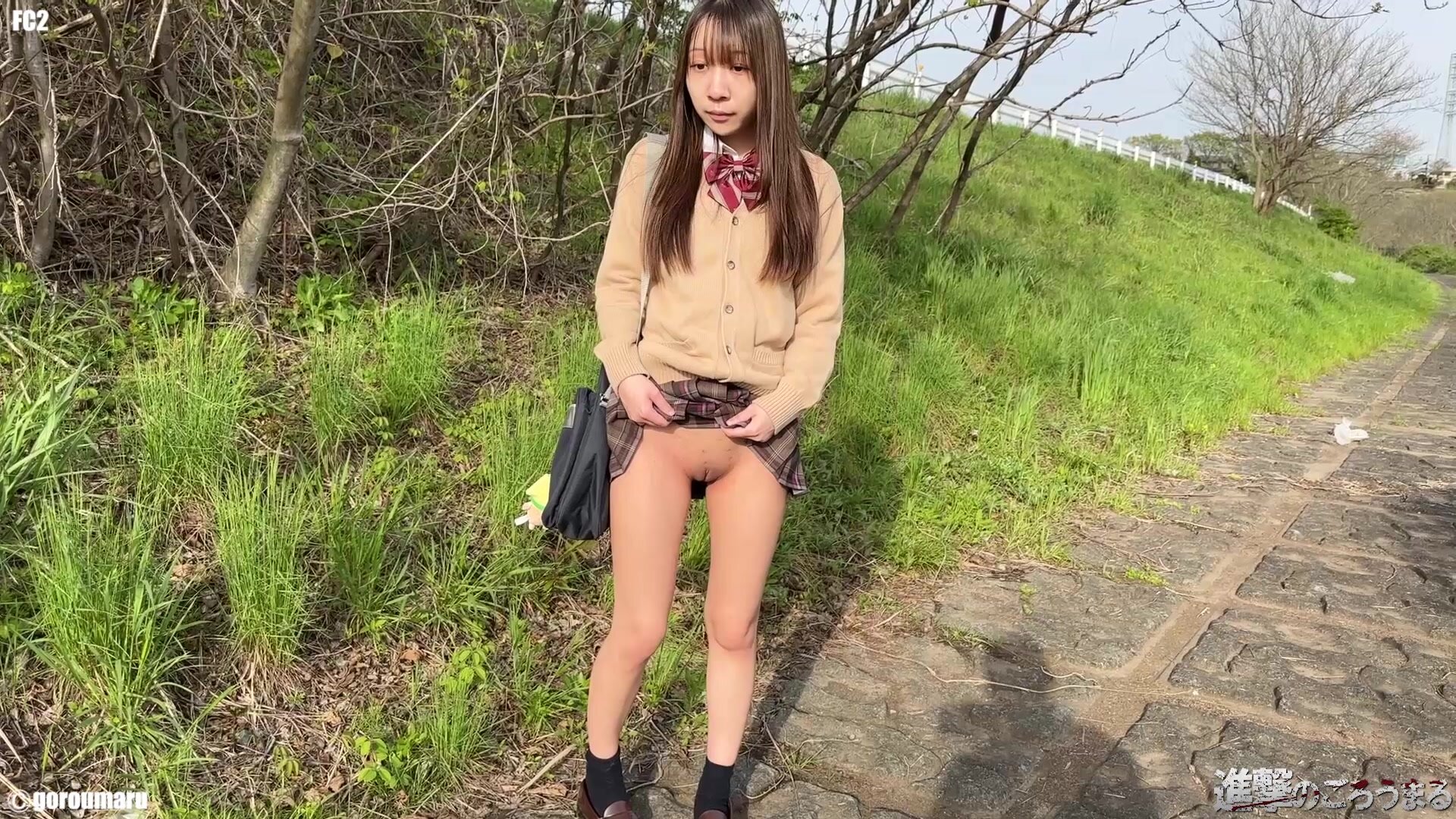 fc2-ppv-4672939_1 【個撮112】完全顔出し18歳のDカップ超スジパイパン② スジ丸出し露出お散歩から中出し後はお掃除フェラ 期間限定4000pt→2000pt